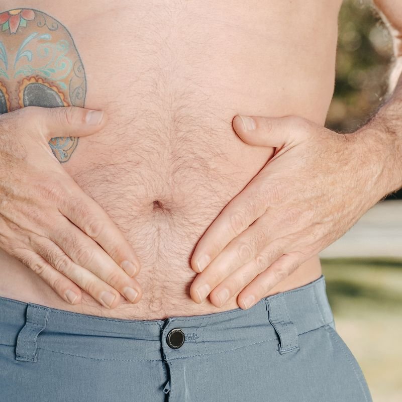Cryolipolyse du ventre chez l’homme à Paris